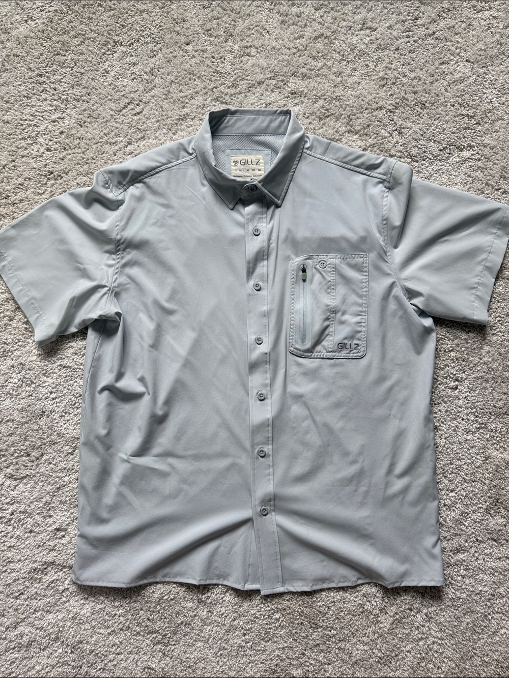 GILLZ Men’s Short-Sleeve Button-Down Shirt in Light Gray